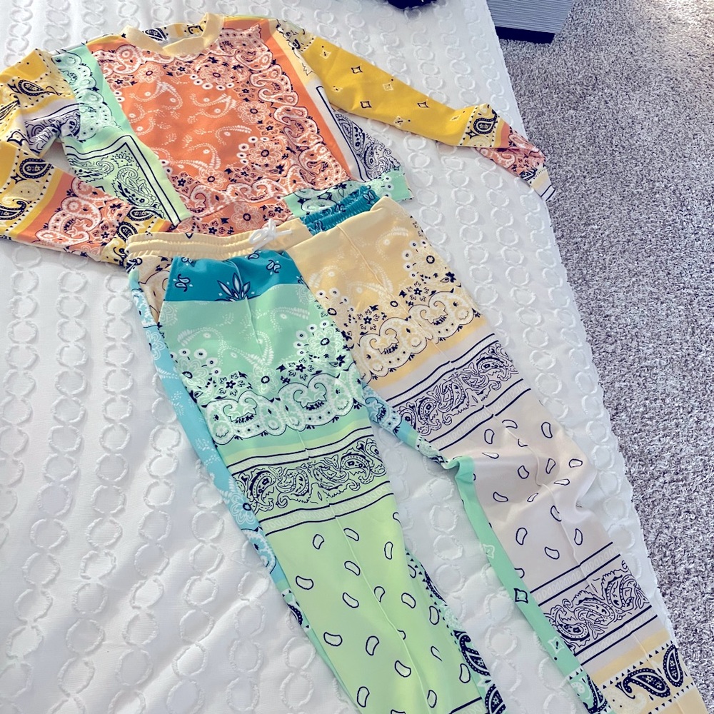 Bandana Pullover And Pant Set - Yellow/combo